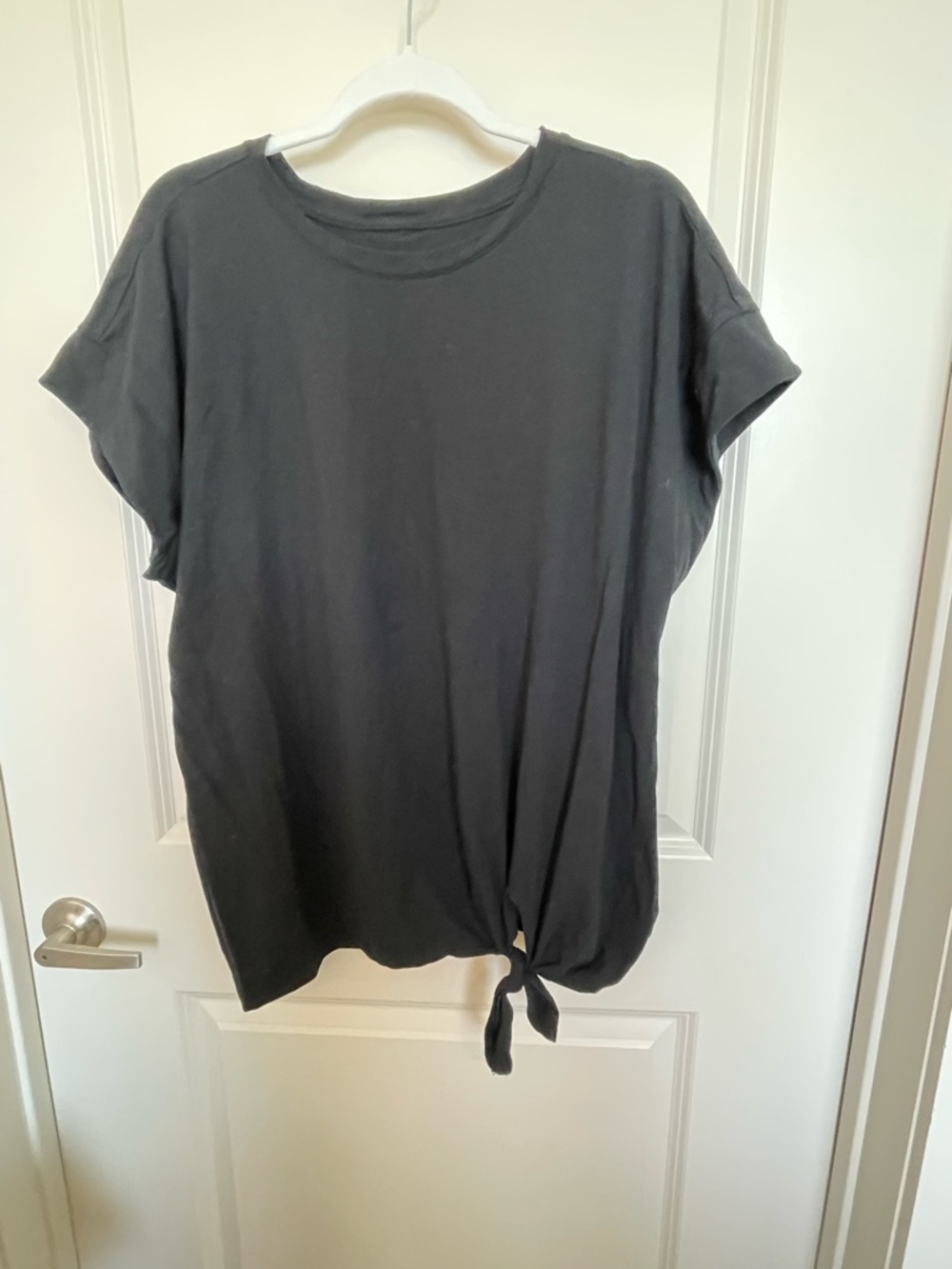 Ava & Viv Black Short Sleeve Tie-Hem Tee